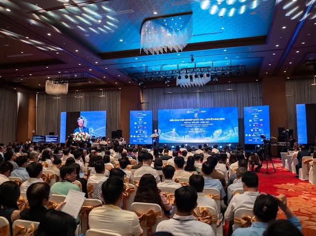 Ký kết hợp tác